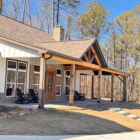 Spacious And Relaxing Home Near Allatoona And Lakepoint